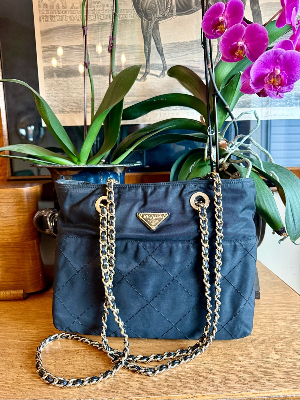 ❤️Authentic Beautiful Black Quilted Nylon Trssuto Bag w/Leather & Chain Straps